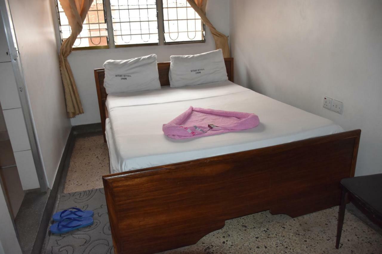 Kituri Royal Annex Bed & Breakfast Dar es Salaam Room photo